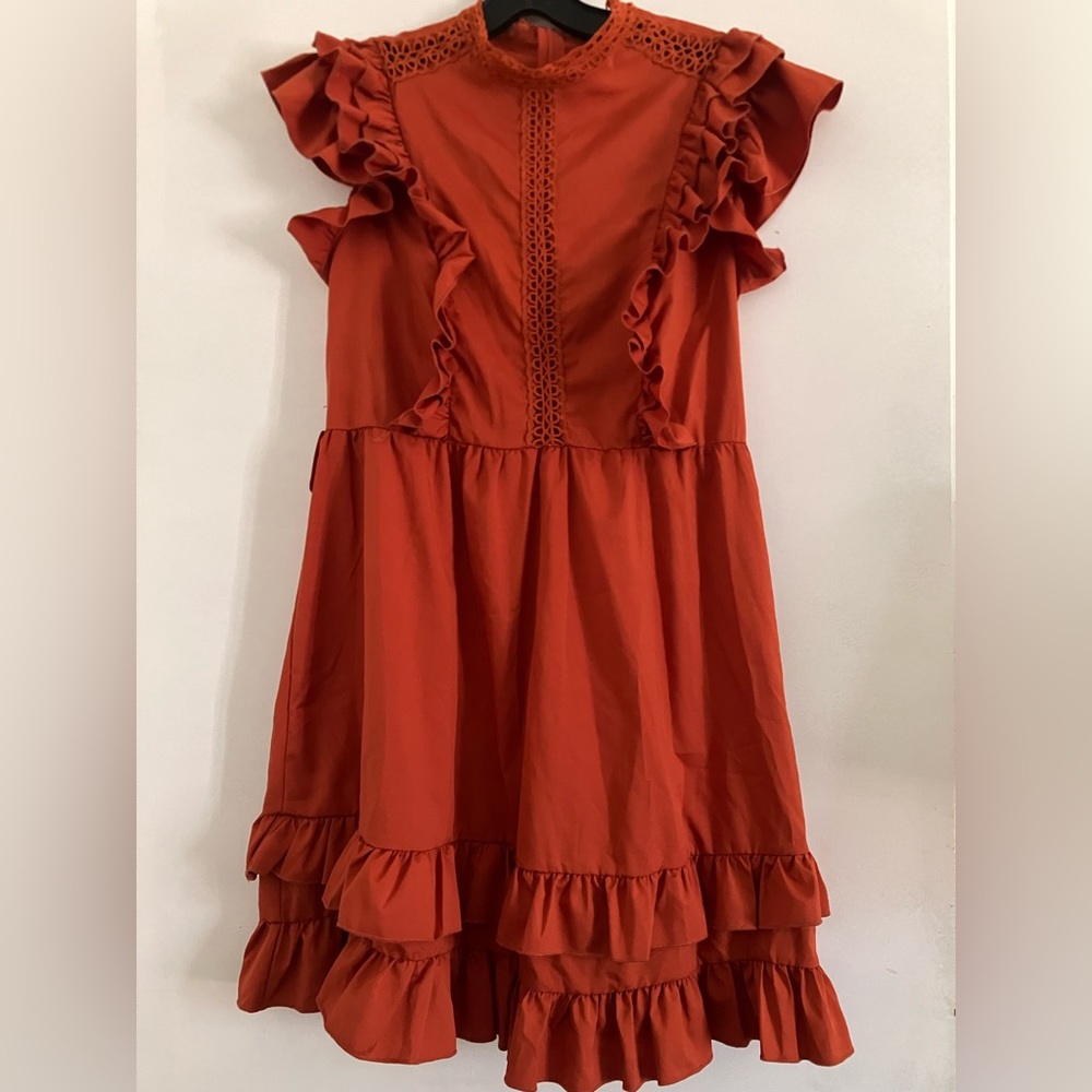 Sleeveless ruffle dress